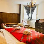 Guesthost - Il Dente Del Gigante * Courmayeur