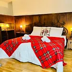Guesthost - Il Dente Del Gigante Apartament Courmayeur
