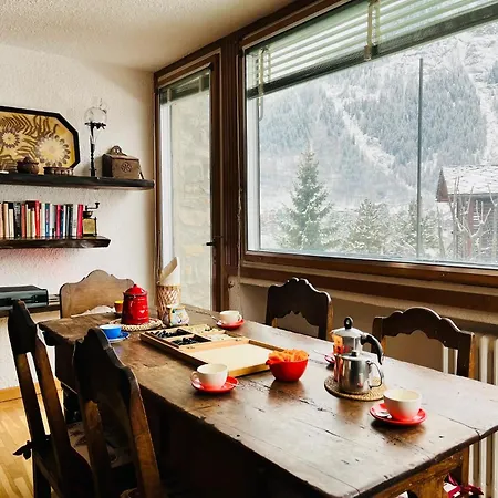 Apartament Guesthost - Il Dente Del Gigante Courmayeur