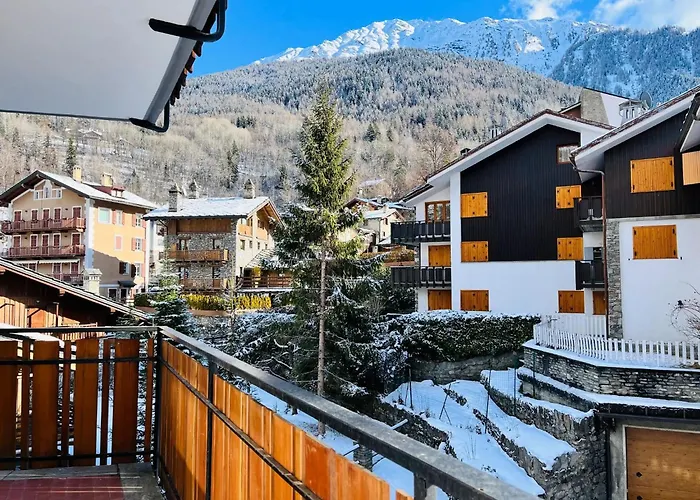 Guesthost - Il Dente Del Gigante 아파트 쿠르마예